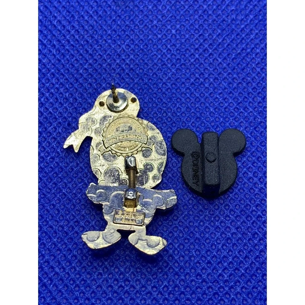 Donald Duck Bobblehead Cuties 2005 Disney Trading Pin Springy See photos.‎